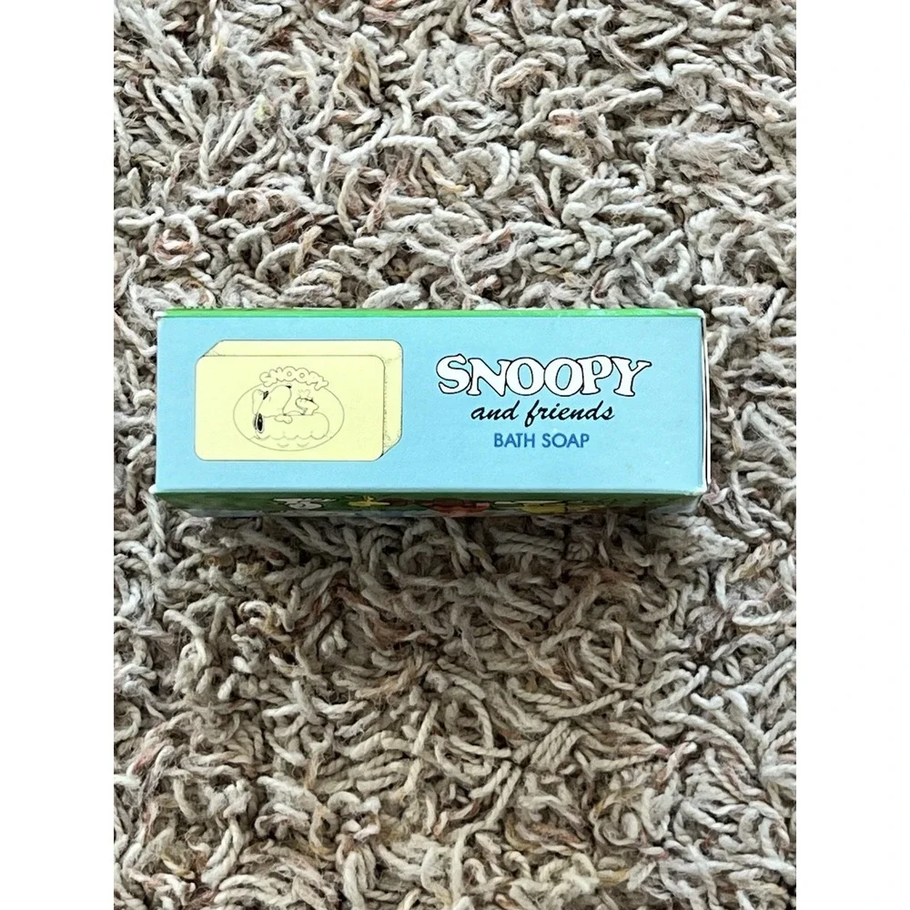 Snoopy & Friends Vintage Children's Bath‎ Soap Bar; 10 Peanuts Dixie Cups 1990s